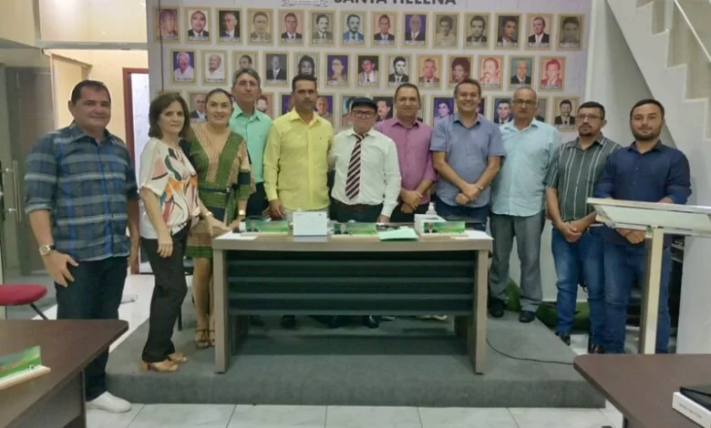 Câmara Municipal de Santa Helena realiza Sessão Solene de reabertura dos trabalhos do Biênio 2023/2024